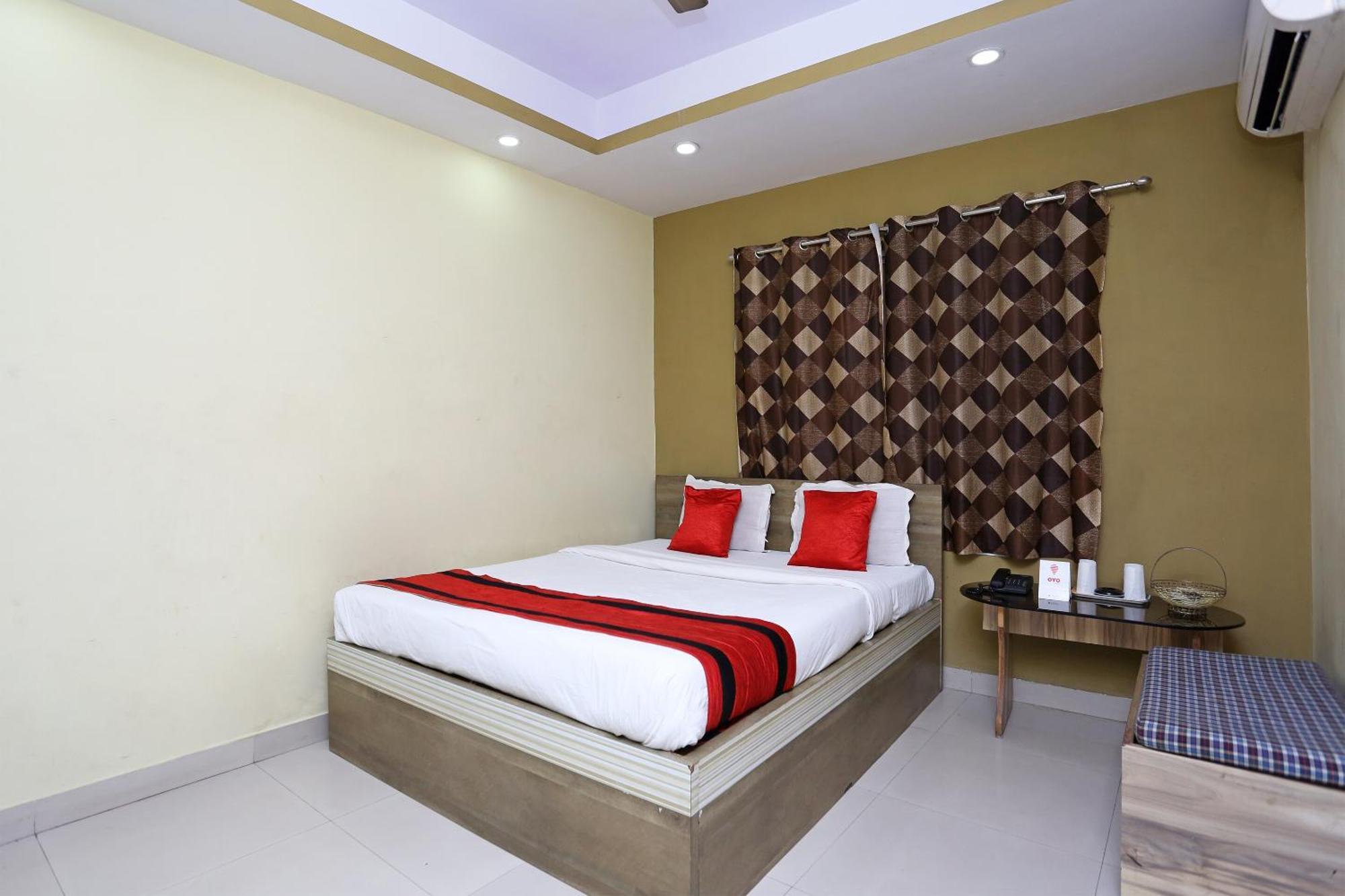 Hotel O Pratiksha Guest House Kolkata Bagian luar foto