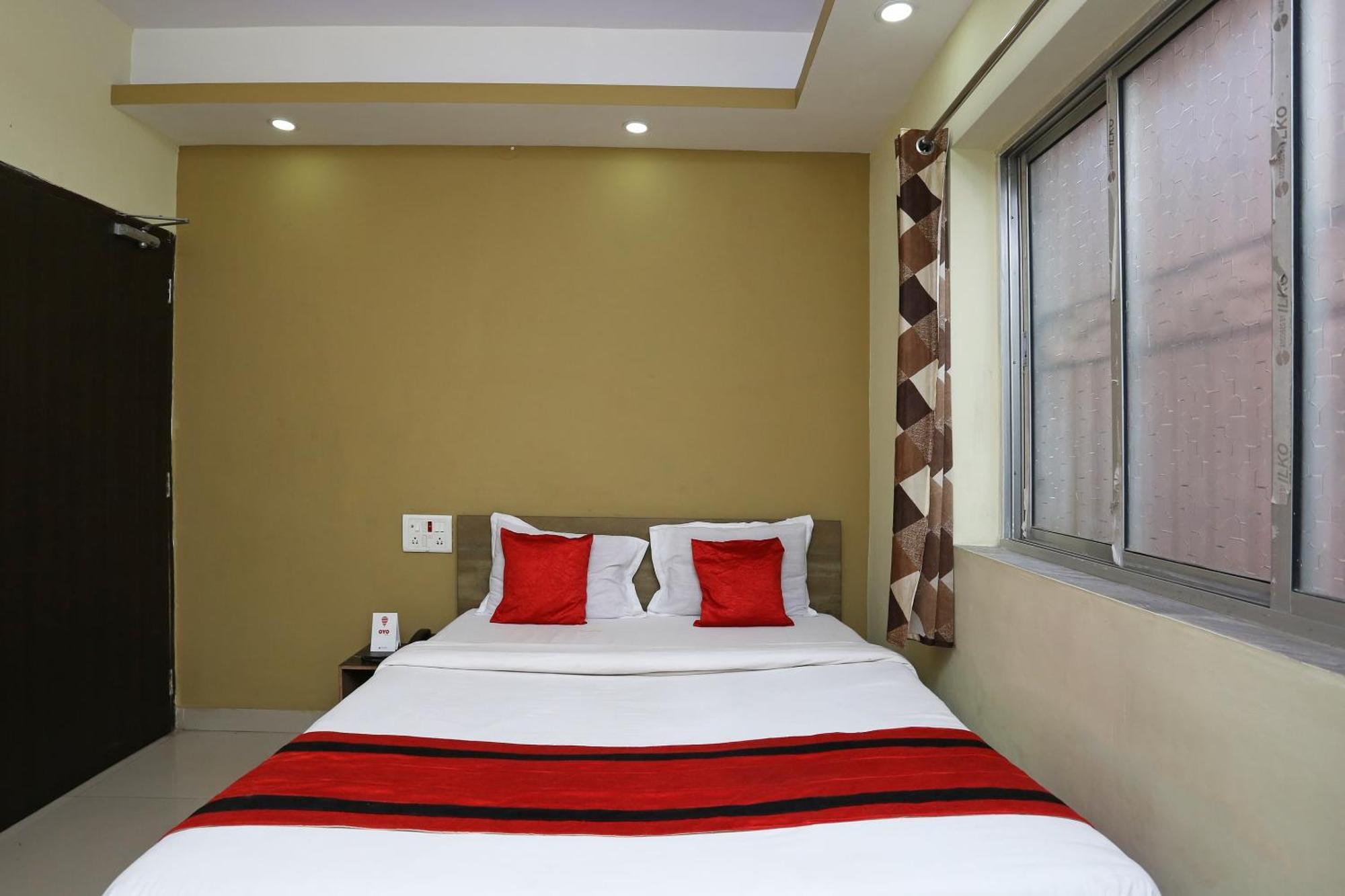 Hotel O Pratiksha Guest House Kolkata Bagian luar foto